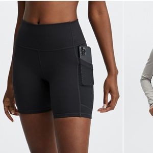 Fabletics on the go 6” bike short NWT